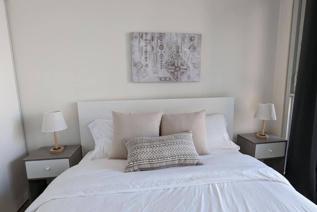 Lovely 2 Bed Condo In Downtown Toronto Exterior foto